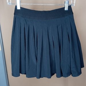 All In Motion 🔥 Pleated Skort Size XS